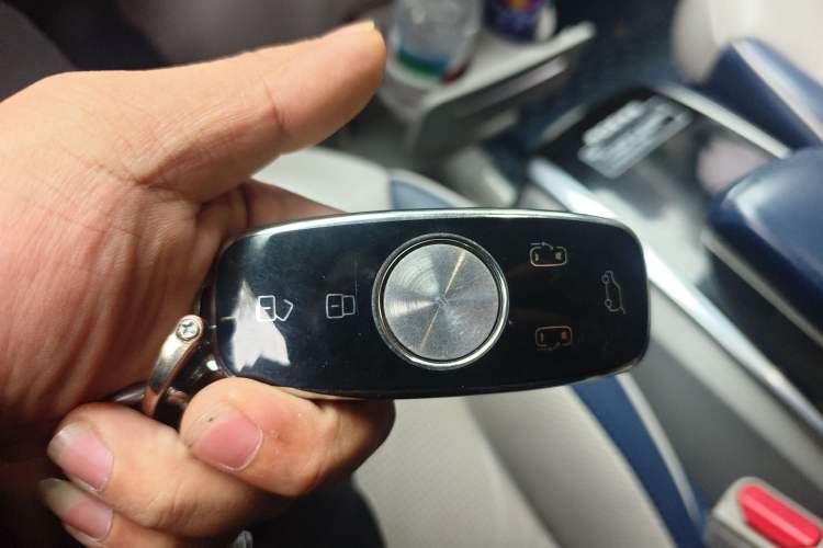 Used Roewe iMAX8 2022 400TGI Prestige Edition Vehicle Key