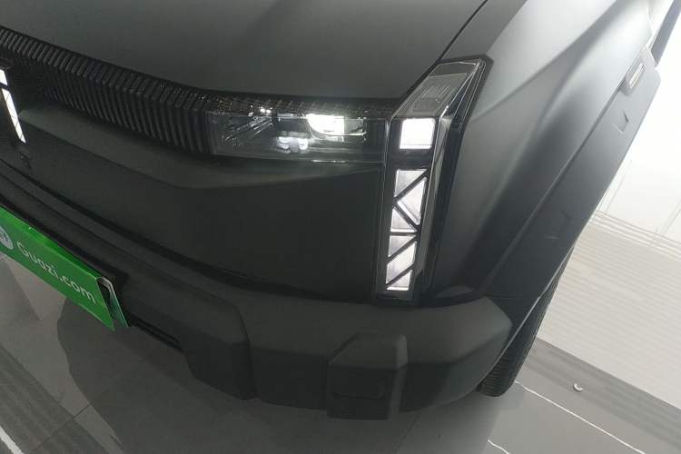 Used iCAR 03 2024 501km Four-wheel Drive Long-range Intelligent Driving Edition Left Front Headlight