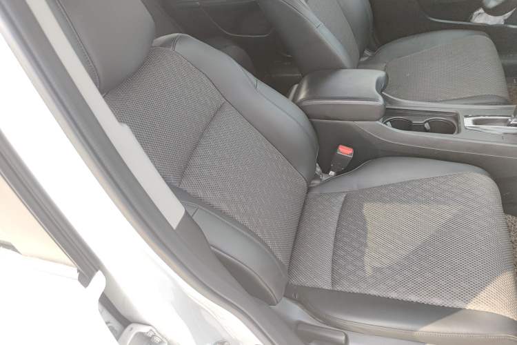 Used Honda Jade 2017 1.8L automatic Comfort version 5 seats
