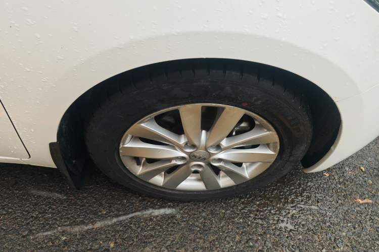 Used Kia K3 2013 1.6L Manual GLS