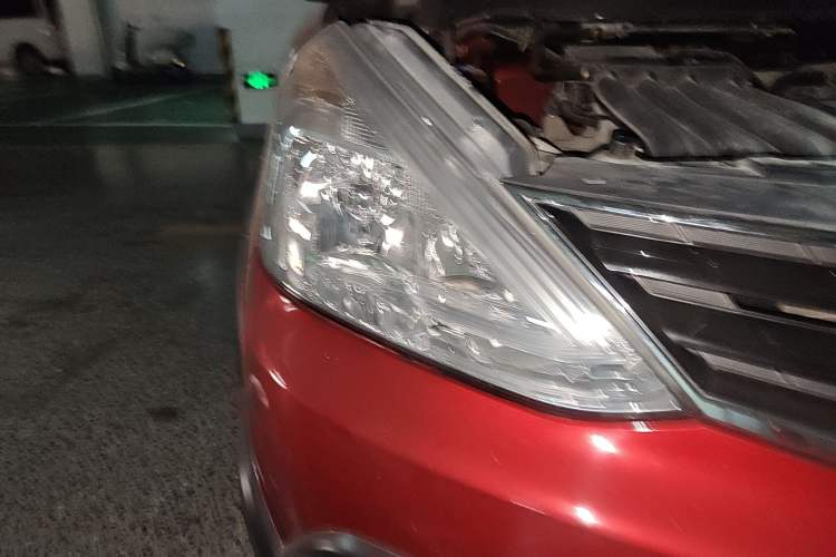 Used Nissan Livina 2013 Jingrui 1.6XL Manual Comfort Edition Right Front Headlight