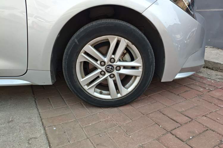 Used Toyota Levin 2021 185T CVT Luxury Edition
