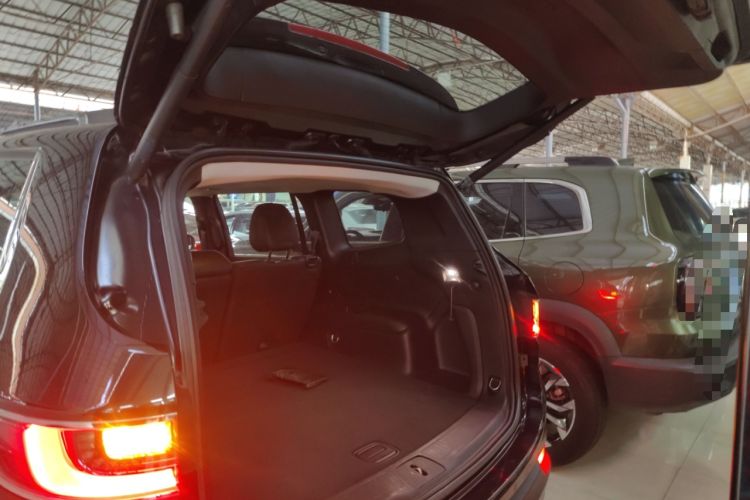 Used Jeep Commander 2018 2.0T Four-Wheel Drive Prestige Edition China V
