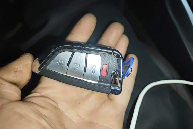 Used Wey VV7 2017 2.0T Ultra-Luxury Version
