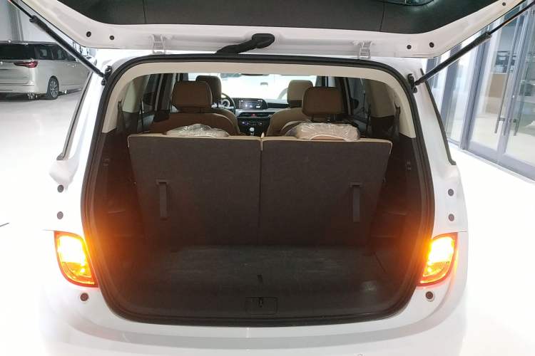 Used Buick GL6 2021 323T Mild Hybrid Connect Luxury Model
