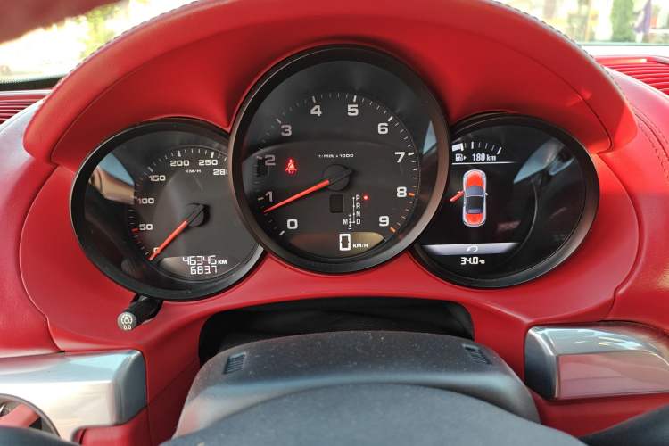 Used Porsche Boxster 2013 Boxster 2.7L
