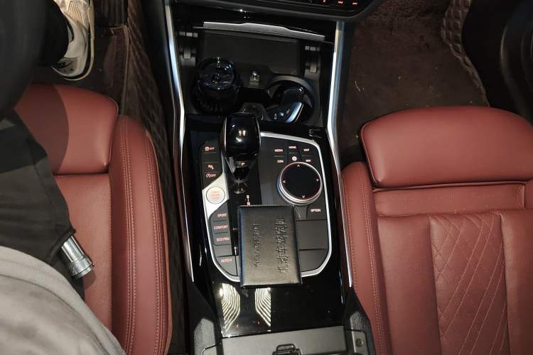 Used BMW 3 Series 2022 320i Sport Package