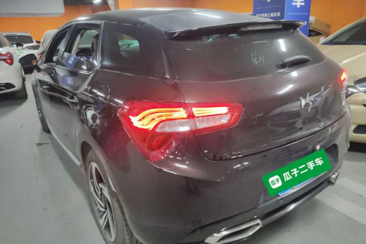 Used DS 5 2014 1.6T Luxury Edition THP200