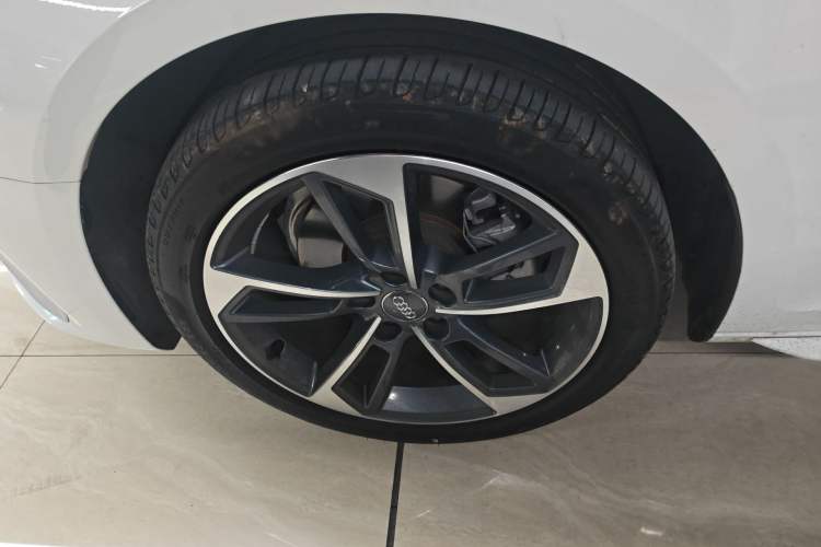 Used Audi A4L 2020 40 TFSI Fashion Dynamic Model Exterior 4