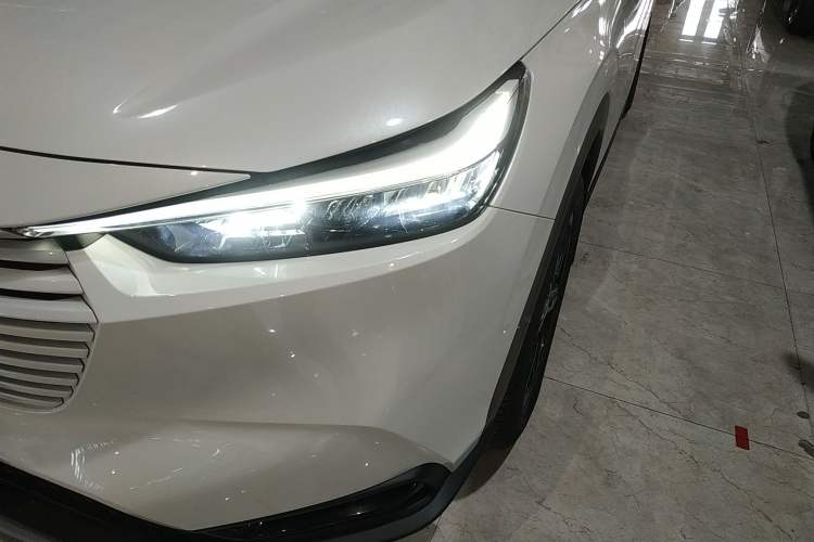 Used Honda Vezel 2025 1.5L CVT Comfort Edition
