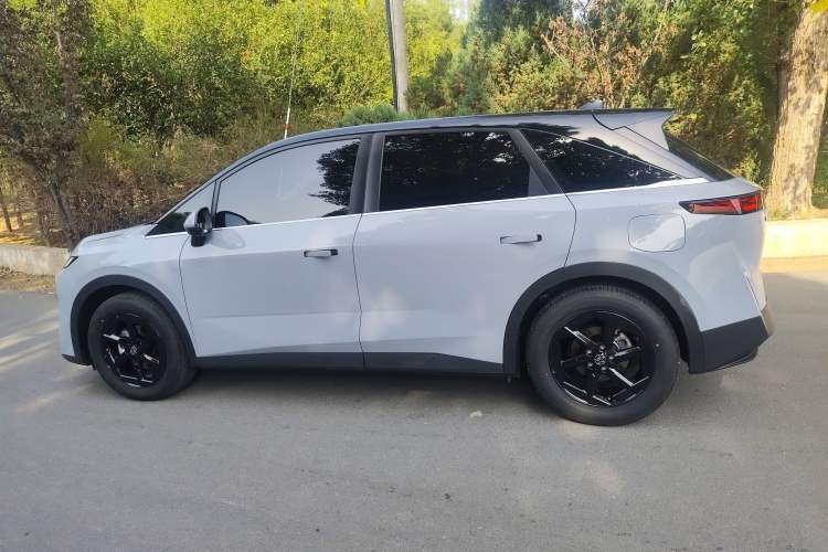 Used Venucia VX6 2025 Large Flat-Layout 520 Pro