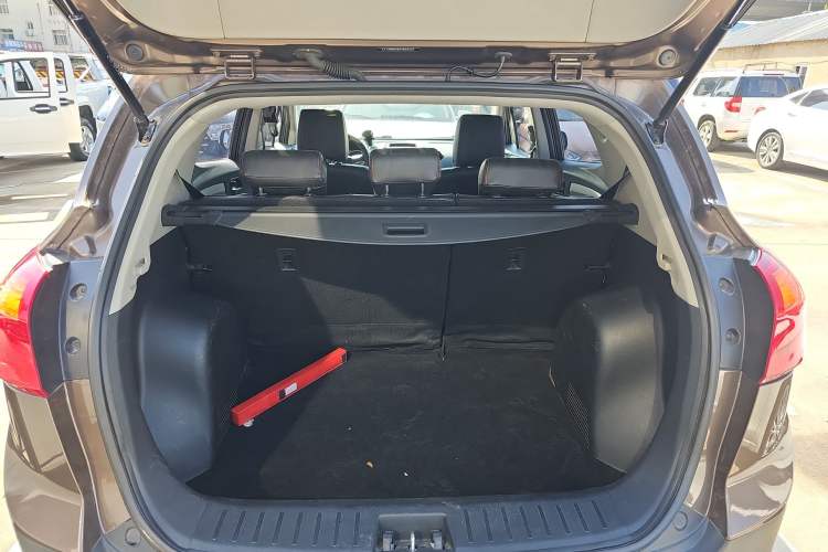 Used JAC Refine S3 2016 1.5L CVT Luxury Smart Version
