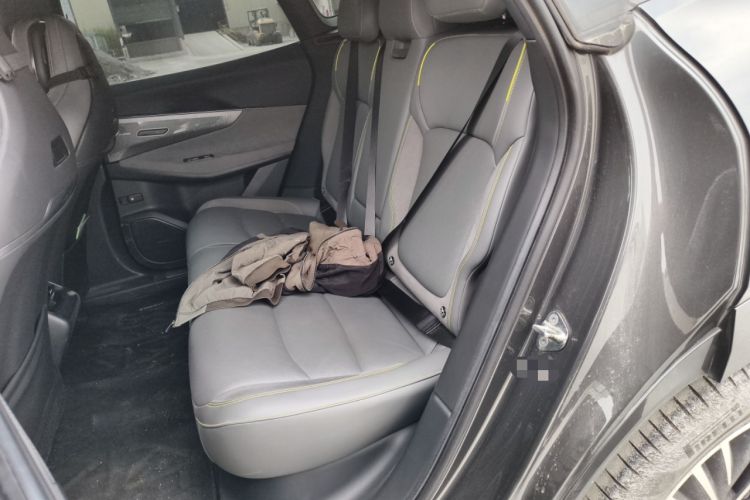 Used Lynk & Co 08 EM-P 2023 120km Long-Range Pro Left Rear Seat