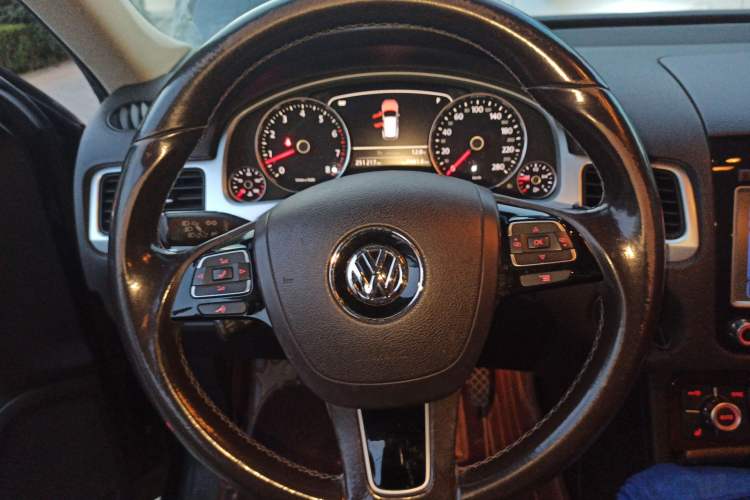 Used Volkswagen Touareg 2014 3.0 TSI New Edition