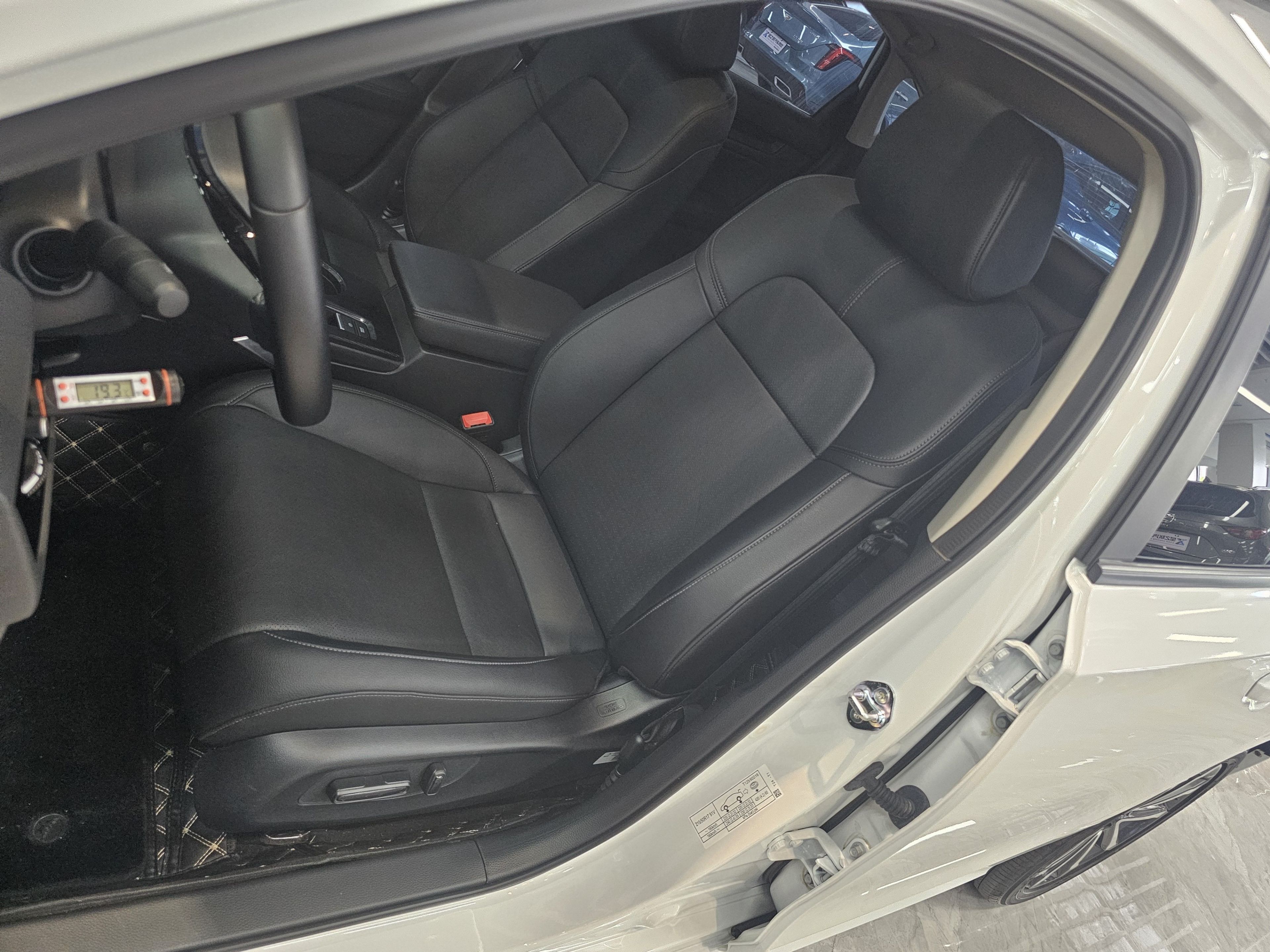 Vordere Reihe im Auto