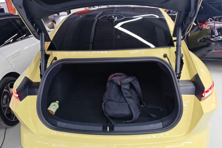 Used Nio ET5 2024 75 kWh