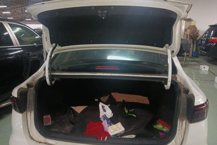 Used Geely Auto Emgrand 2022 4th Generation 1.5L CVT Luxury Model