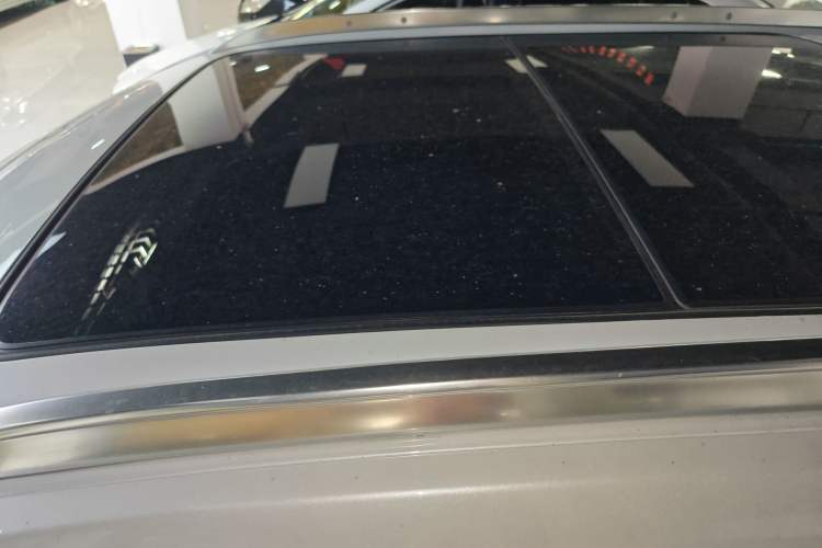 Used Cadillac XT4 2021 28T Two-Wheel Drive Leading Version
