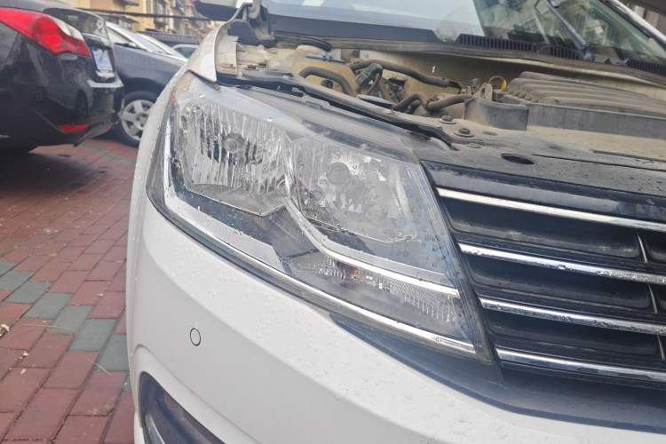 Used Volkswagen Lavida 2017 1.6L Automatic Comfort Edition
