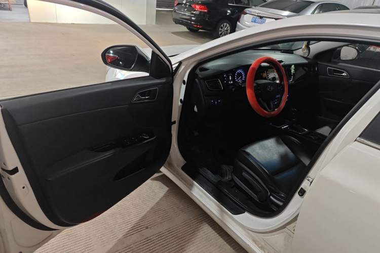 Used Hyundai Mistra 2014 1.8L Automatic Smart GLS