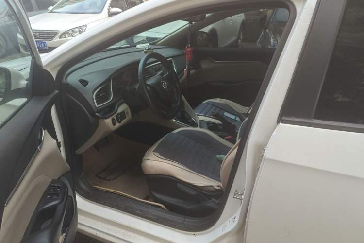 Used Buick GT 2015 15N Automatic Elite Version
