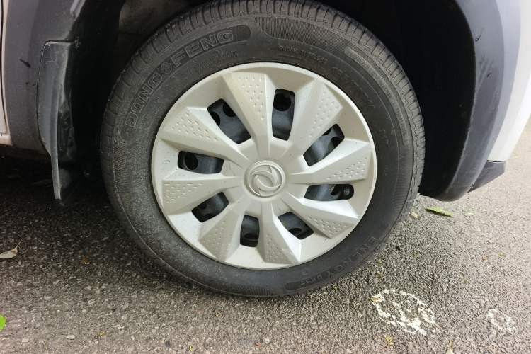 Used Dongfeng NAMMI EX1 2021 Zhi Ling Version Right Front Wheel Hub