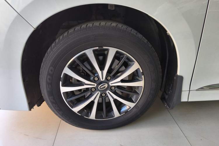 Used GAC Trumpchi M8 2023 Lingxiu Series 390T Deluxe Edition Left Front Wheel Hub