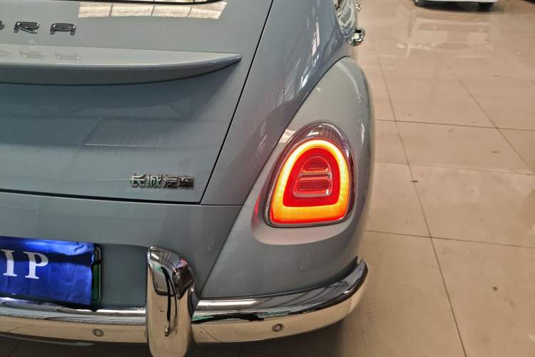 Used ORA Ballet Cat 2022 401 km Alice Edition Right Rear Taillight