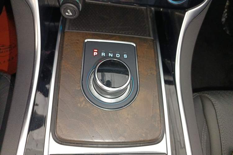 Used Jaguar XFL 2019 XFL 2.0T 250 PS Four-Wheel Drive Luxury Edition