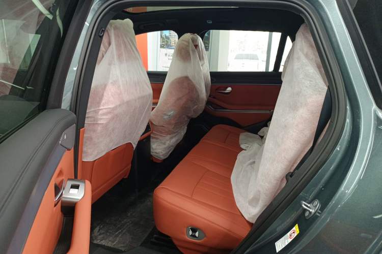 Used BYD Tang L 2025 DM 175KM Drone Player Edition