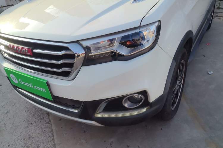 Used Haval H1 2015 1.5L AMT Luxury Model
