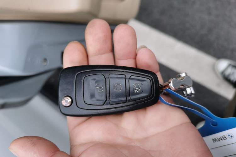 Used Ford S-MAX 2008 2.3L 7-Seater Luxury Version Vehicle Key