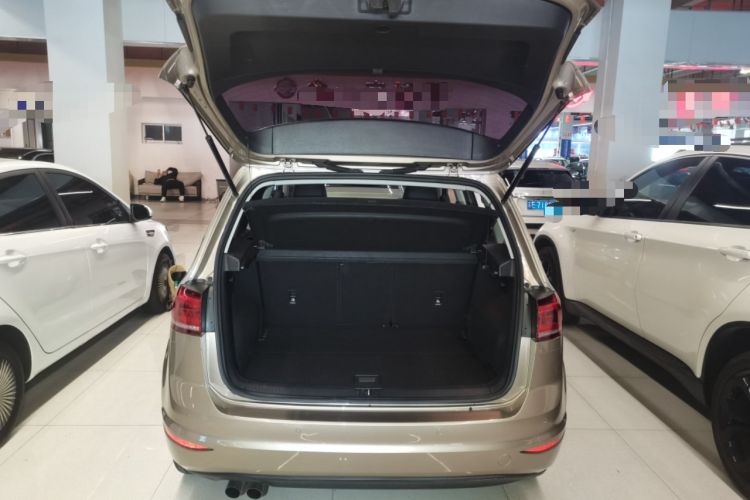 Used Volkswagen Golf Sportsvan 2018 230TSI Automatic Luxury Model