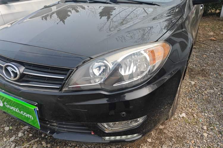 Used Soueast V5 Lingzhi 2015 1.5L Manual Flagship Model
