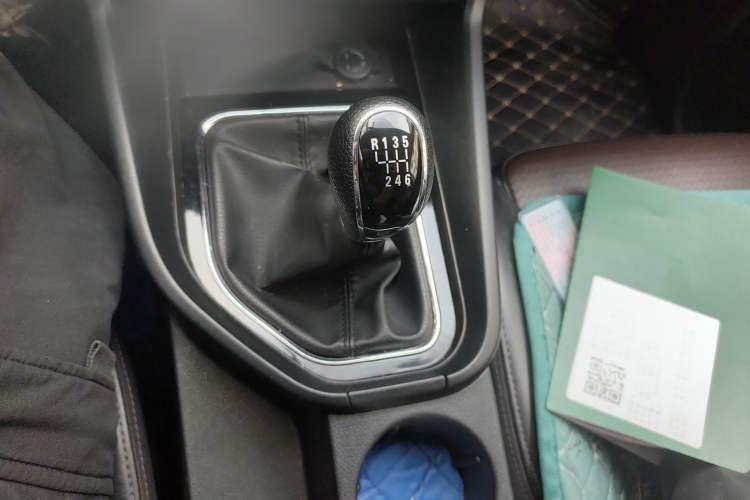 Used Dongfeng Fengon S560 2022 1.5T Manual Urban Model
