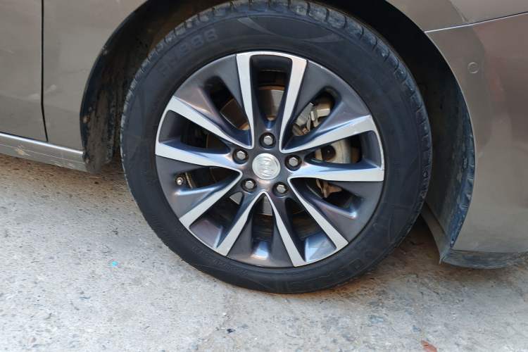 Used Buick GL6 2019 18T 6-Seater Connected Luxury Version China VI Standard
