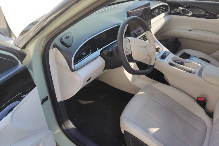 Used Geely Galaxy Geome 2025 UP 410km Exploration Edition