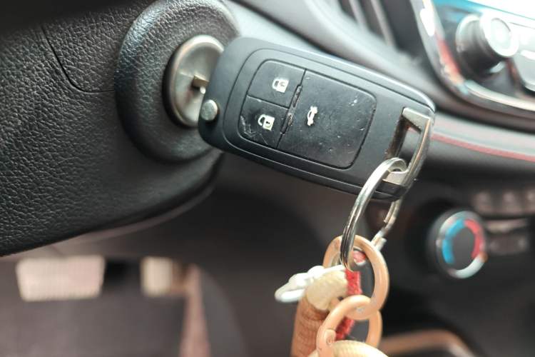 Used Chevrolet Monza 2020 Light Hybrid RS 330T Automatic Comfort Edition
