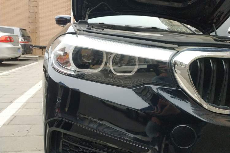 Used BMW 5 Series (Import) 2019 Restyled 525i M Sport Package
