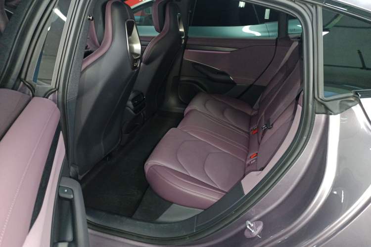 Used Xiaomi Auto SU7 2024 Rear-Drive Ultra-Long Range Advanced Pro-Level Intelligent Driving Version