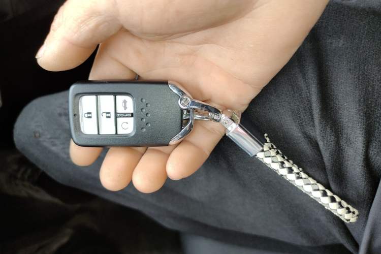 Used Honda Civic 2019 220TURBO CVT Dynamic Edition China VI Emission Standard Vehicle Key