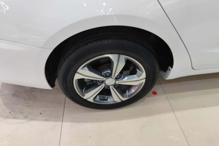 Used Geely Auto Emgrand GL 2018 1.8L DCT Elite Smart Connectivity Version
