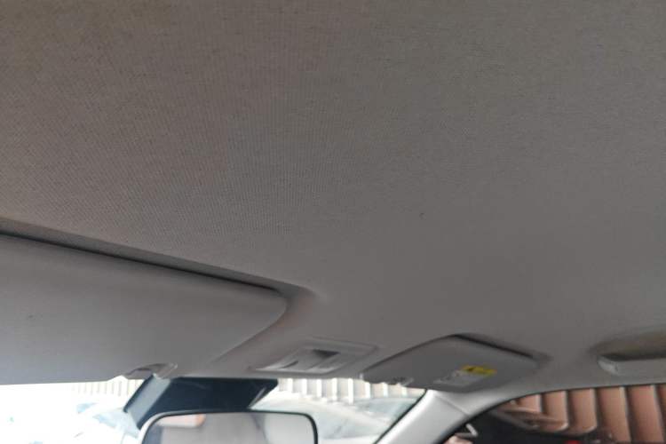 Used CHANGAN NEVO Lumin 2022 155 km – Refreshingly Sweet Edition Headliner