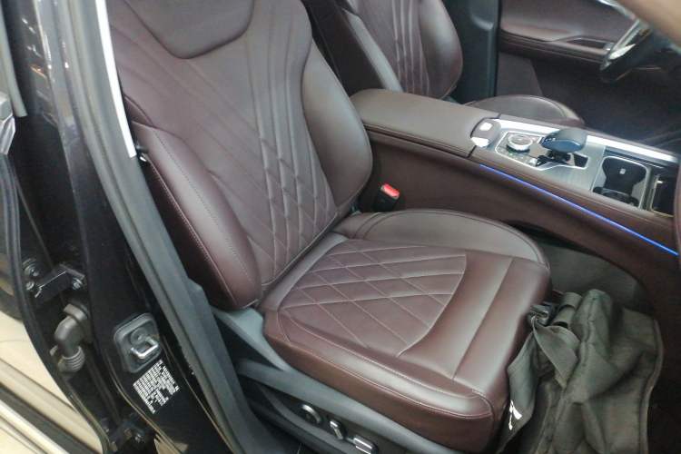 Used Chery Tiggo 8 PRO New Energy 2023 Champion Edition 1.5T 100km King's Version
