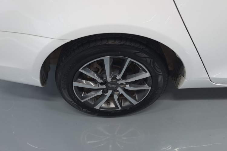 Used Geely Auto Emgrand 2019 Leading Edition 1.5L Manual Upward Asian Games Edition China VI