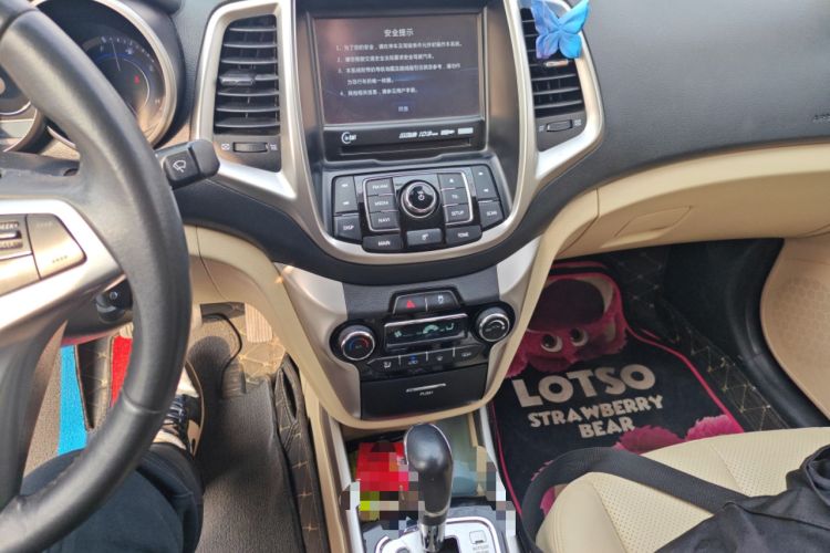 Used CHANGAN Eado 2015 1.6L Automatic Luxury Model Audio And AC Panel