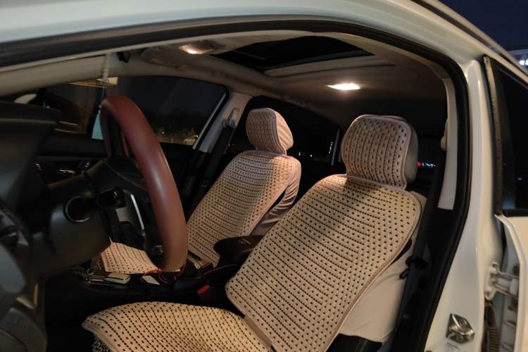 Used Subaru XV 2014 2.0i Luxury Edition Left Front Seat