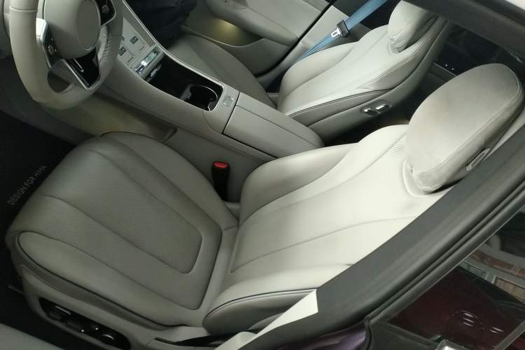 Used Hima Luxeed S7 2025 705 km Pro Left Front Seat