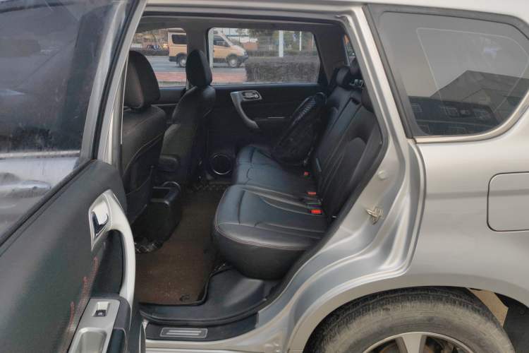 Used Haval H6 2015 Upgraded Model 1.5T Manual Two-Wheel Drive Elite Version