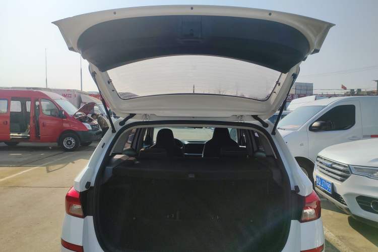 Used Skoda Kamiq 2020 1.5L Automatic Standard Edition Trunk